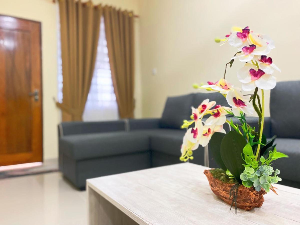Nazza Homestay Besut With Swimming Pool Kampung Raja 外观 照片